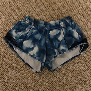 Blue and White Tie-Dye Lululemon Hotty-Hot 2.5 Inch Shorts